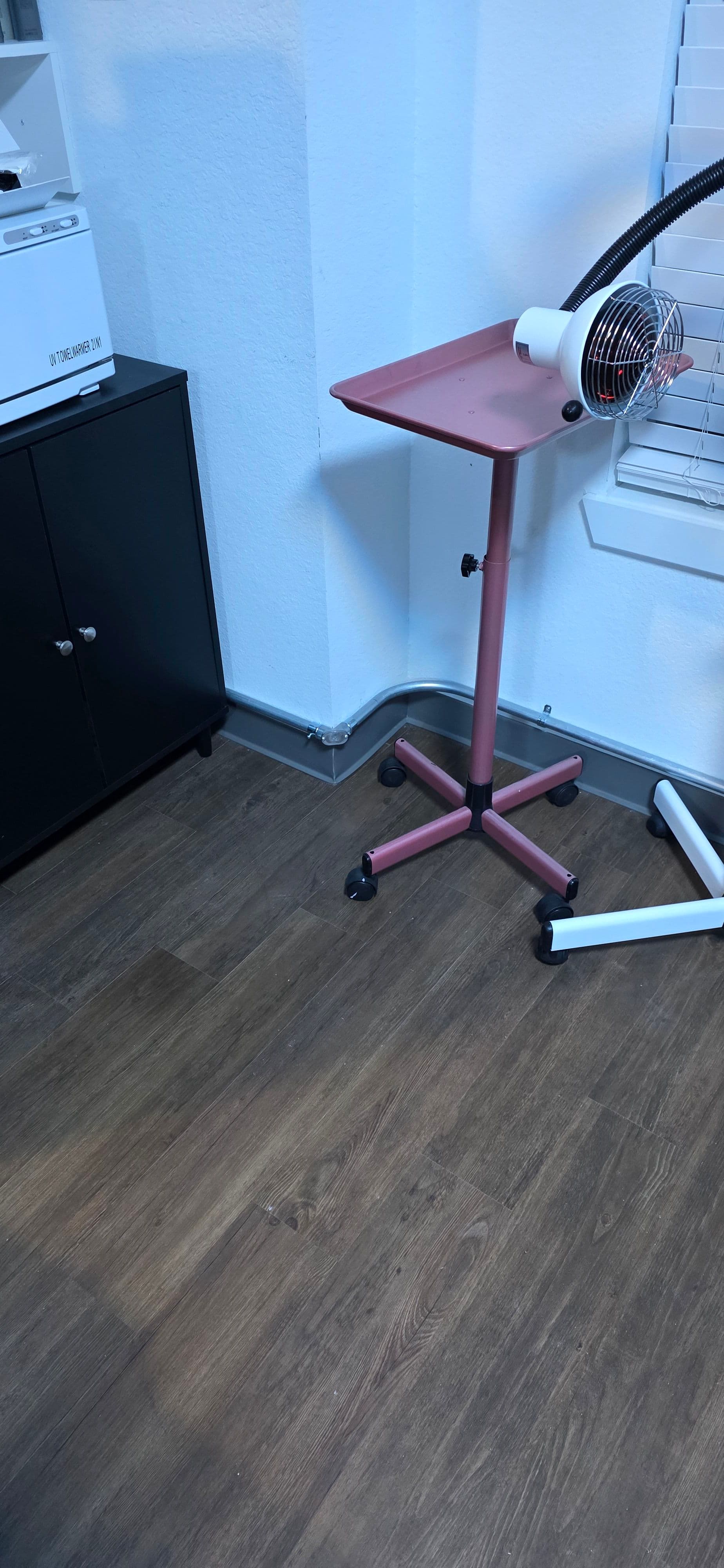 Gallery photos for Ensuring Reliable Power in Your Salon: Image #4